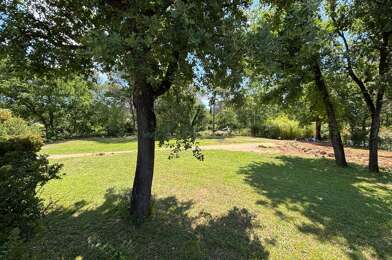 Terrain  1050000 €