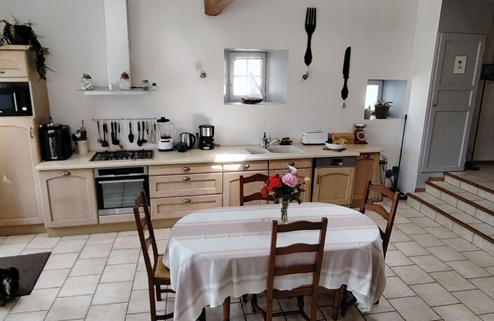 Maison à vendre 5 pièces SAINT LOUP LAMAIRE (79) — photo 3