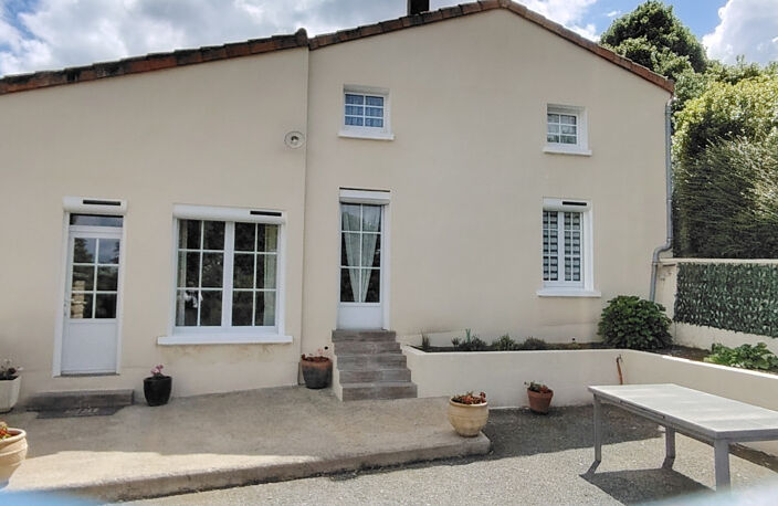 Maison à vendre 5 pièces SAINT LOUP LAMAIRE (79) — photo 4