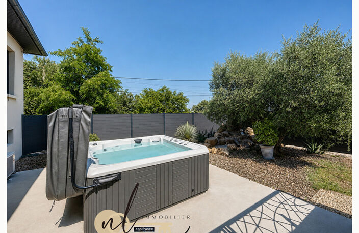 SOLEYMIEU – Maison 5 pièces entièrement rénovée avec vue dégagée, SPA, dépendance et possibilité d’espace professionnel indépendant — photo 5