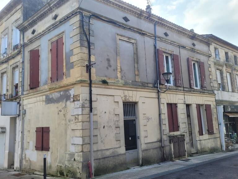 Immeuble composé de 4 logements en plein centre de PAUILLAC — photo 1