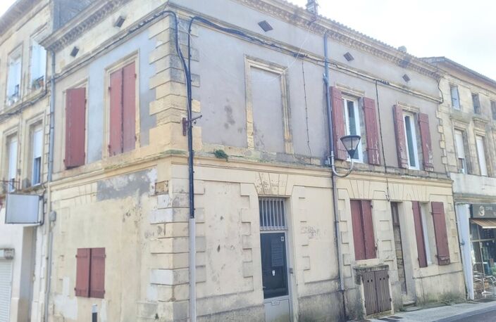 Immeuble composé de 4 logements en plein centre de PAUILLAC — photo 4