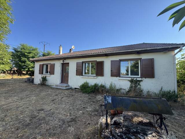Maison à vendre 5 pièces ISSY L'EVEQUE (71) — photo du bien