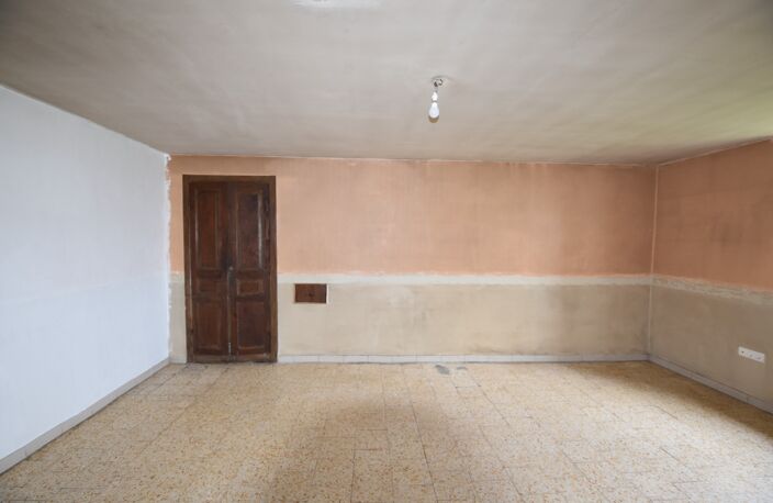 Maison à vendre 5 pièces ISSY L'EVEQUE (71) — photo 2