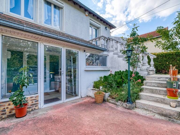 Christophe Michaudelle – EXCLUSIVITE - CAPIFRANCE vous propose proche de Meaux, à Nanteuil lès Meaux : Secteur AU CALME, maison indépendante bien entretenue - 5 pièces - 156 m² - double séjour - 3 cha — photo 1