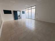 A LOUER - local d'activité de 110 m² à Joué Les Tours — photo 4