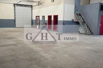 Local industriel  2250 €