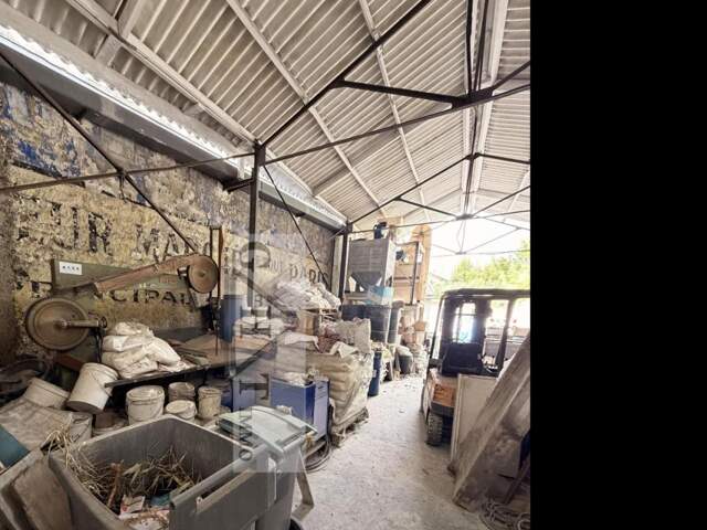 À VENDRE À CHEVILLY-LARUE : ENTREPÔT BUREAUX — photo du bien