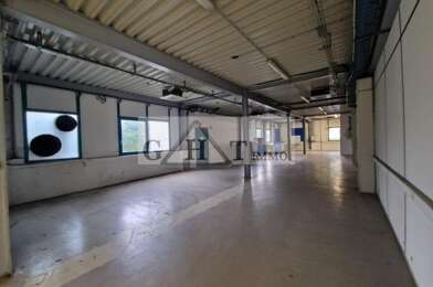 Local industriel  1695000 €