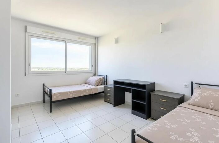 SEVRAN - Appartement de type T4 avec balcon - vue dégagée — photo 2