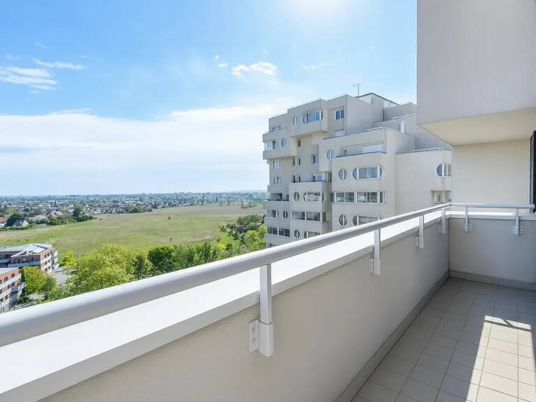 SEVRAN - Appartement de type T4 avec balcon - vue dégagée — photo 1
