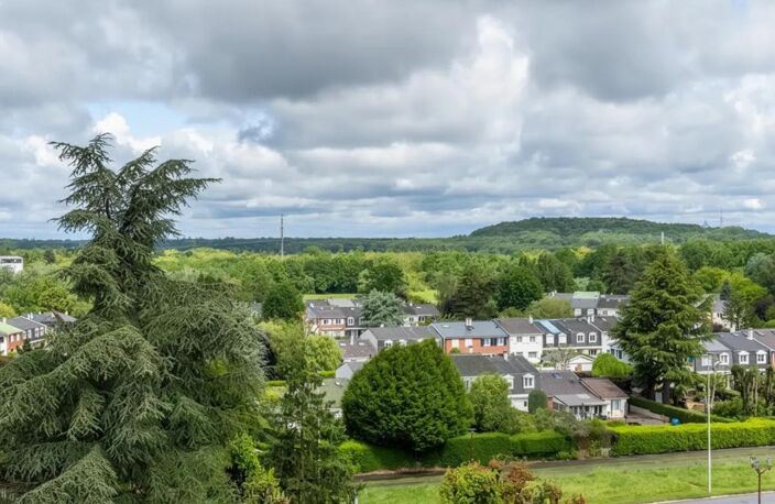 Élancourt La Villedieu Appartement 4 pièces de 96 m² avec balcon — photo 3