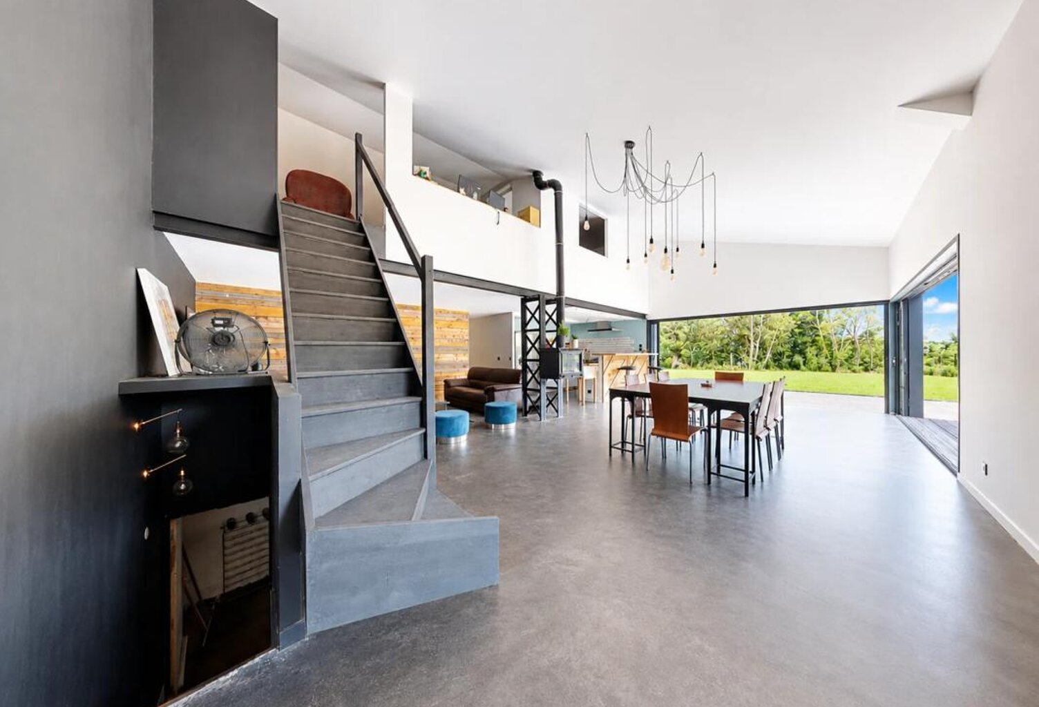 Loft d'exception au cœur du Beaujolais – 260 m² sur 1 hectare — photo 1