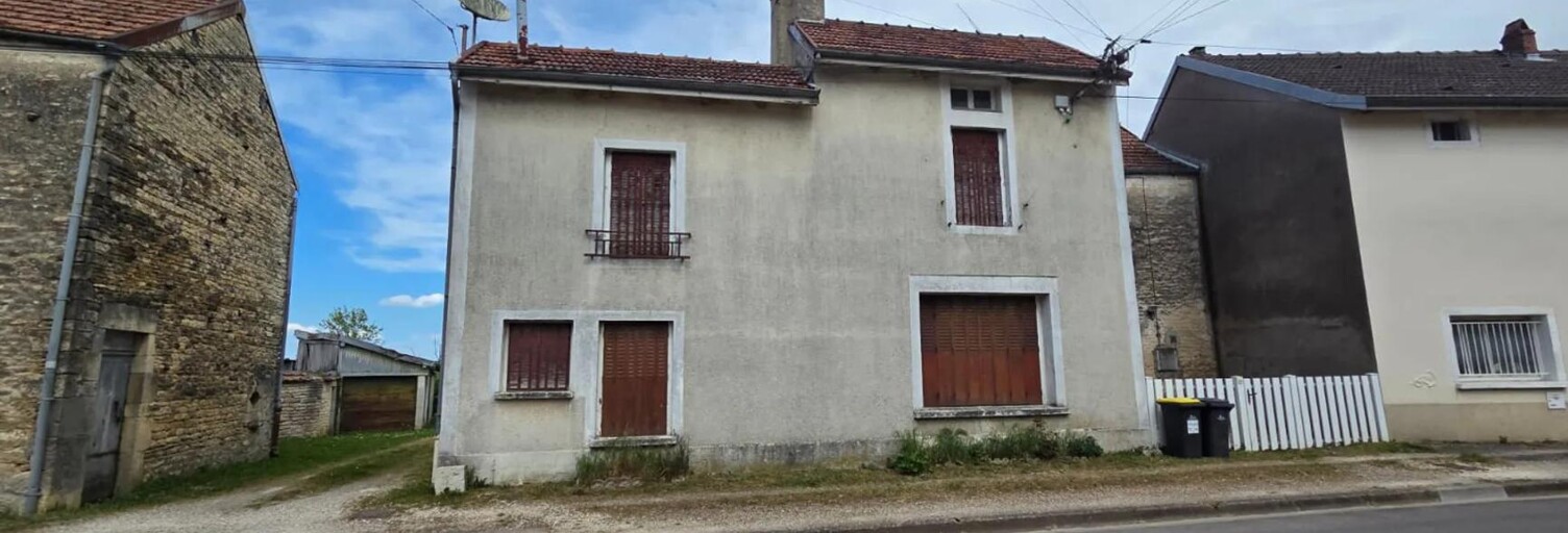 Maison 5 Pièces 104 m² à vendre à Montigny-sur-Aube (21520)