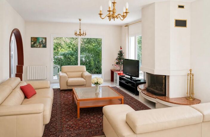 Maison 168 m² et une propriété de 40 m² à vendre à Héricy — photo 4