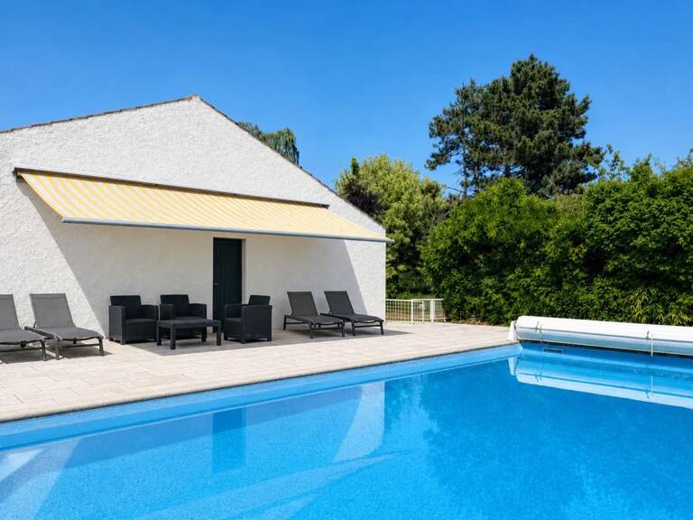 Vaste maison 7 pièces de 255 m² avec piscine — photo 1
