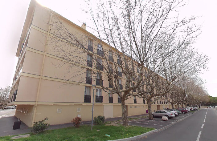 STUDIO - 4EME - DERNIER ETAGE — photo 3