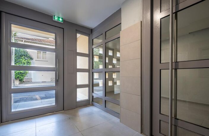 STUDIO - 4EME - DERNIER ETAGE — photo 4