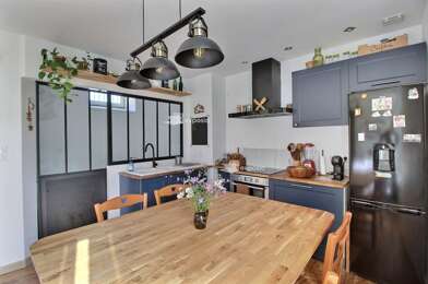 Appartement 4 pièces 180000 €