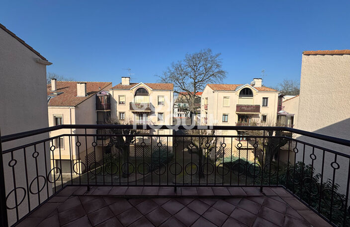Appartement 3 chambres et un bureau. Balcon et garage. — photo 3