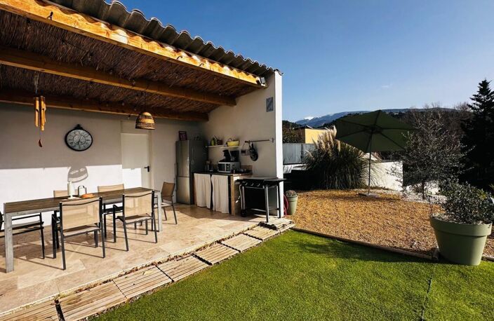 VILLA D ARCHITECTE CONTEMPORAINE AVEC PISCINE & VUE PANORAMIQUE MONT VENTOUX — photo 4