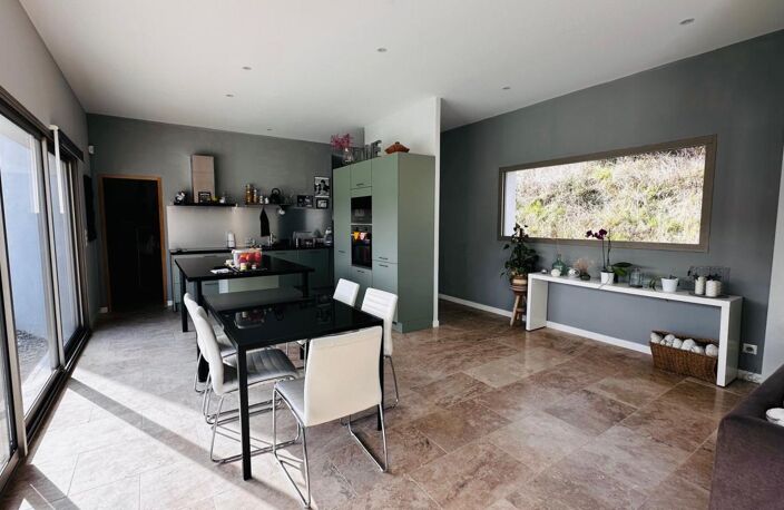 VILLA D ARCHITECTE CONTEMPORAINE AVEC PISCINE & VUE PANORAMIQUE MONT VENTOUX — photo 5