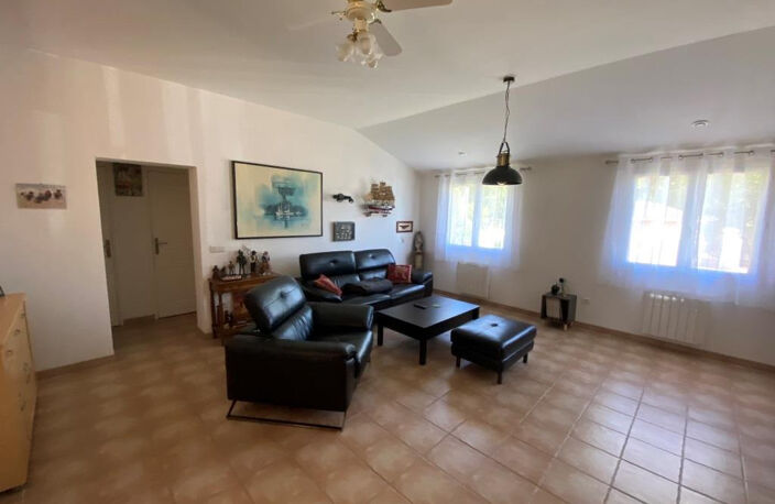 SAINT-SAVIN MAISON DE PLAIN PIED AVEC STUDIO — photo 2