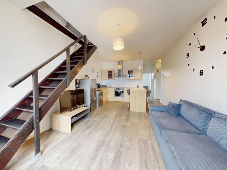 Appartement duplex Lyon 3 pièce(s) 71,96m2 dont 54,10 carrez en dernier étage — photo 1