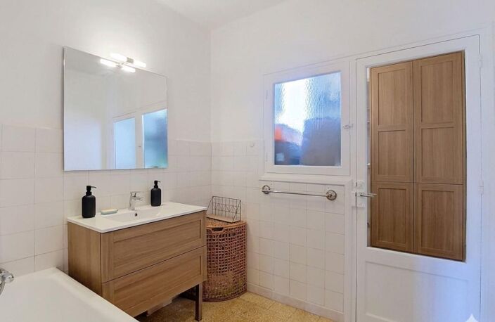 Appartement T3, à vendre sur TOULON Ouest quartier du Temple, lumineux, parking collectif sécurisé — photo 4