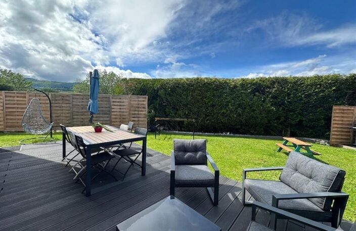 À Vendre - Rumilly (74150) - Maison avec garage et jardin — photo 2