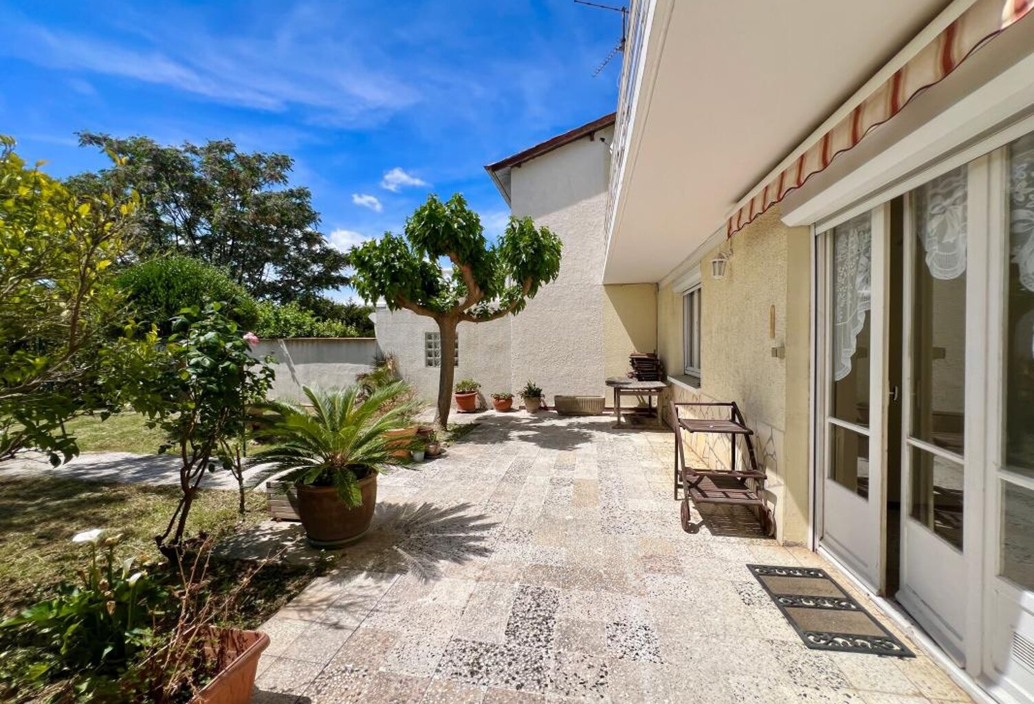 MAISON T5/6 150 M2 JARDIN ET GARAGE — photo 1