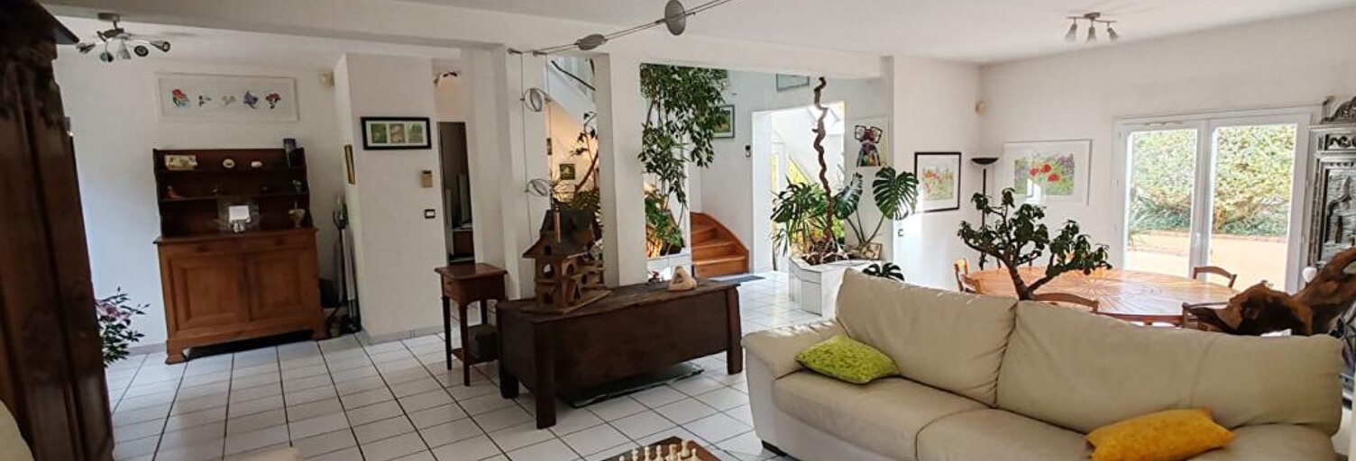 Maison 6 Pièces 204 m² à vendre à Houdan (78550)
