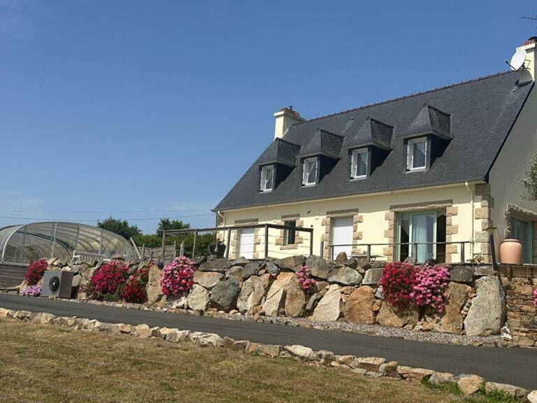 Propriété  en bord d'estuaire avec piscine — photo 1
