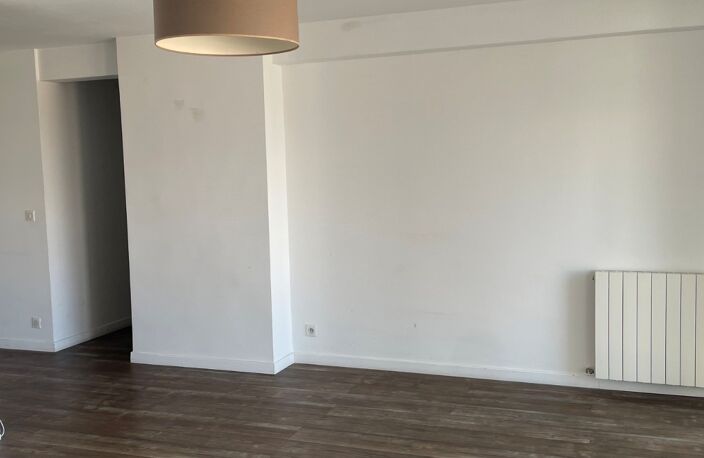 Vente appartement 4 pièces 84 m² Marseille 7 (13007) — photo 4