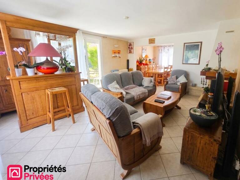 Maison  6 Pièces Roissy En Brie (77680) — photo 1