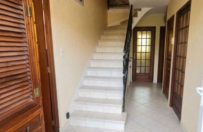 Maison  6 Pièces Roissy En Brie (77680) — photo 5