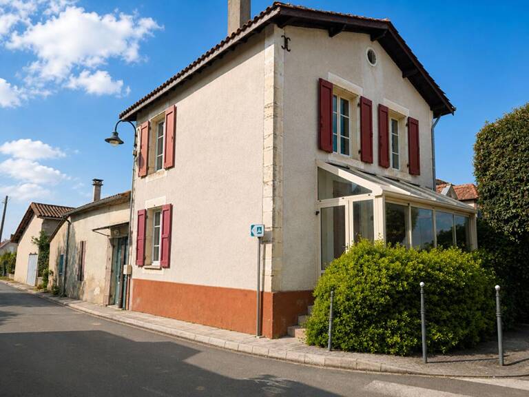 Maison proche de la zone commerciale de La Cavaille avec jardin arboré — photo 1