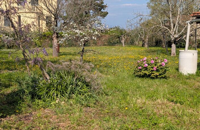Maison proche de la zone commerciale de La Cavaille avec jardin arboré — photo 2