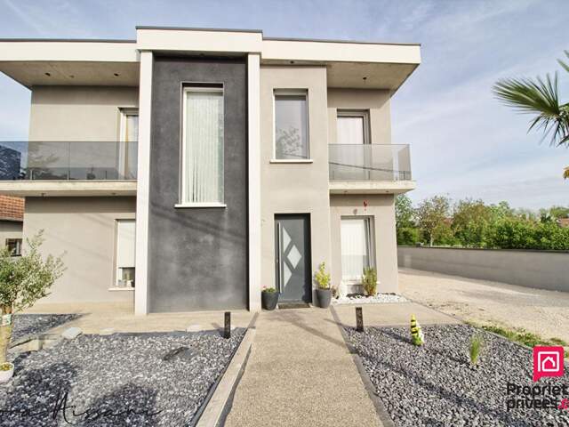 Maison Chaussin 6 pièce(s) 136 m2 — photo du bien