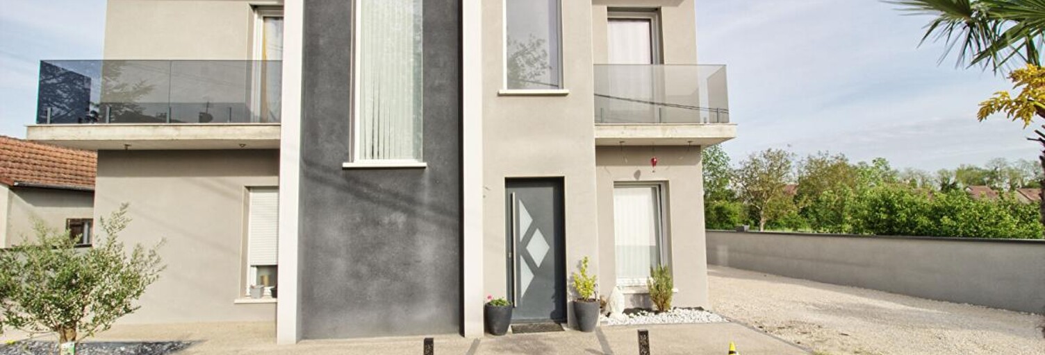 Maison 6 Pièces 136 m² à vendre à Chaussin (39120)