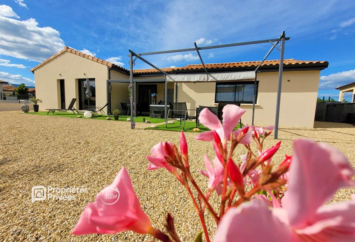 Villa récente meublée et tout équipée 4 pièce(s) 85 m2 - confort moderne, calme et bien-être en Sud Ardèche — photo 1