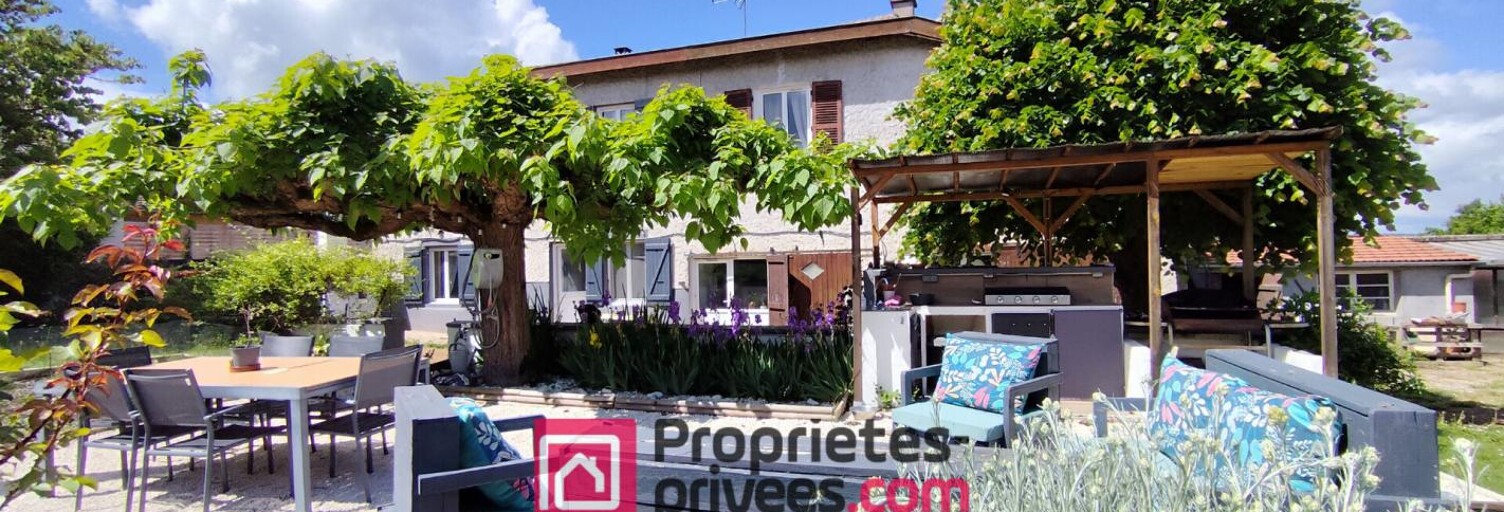 Maison 7 Pièces 185 m² à vendre à Vougy (42720)