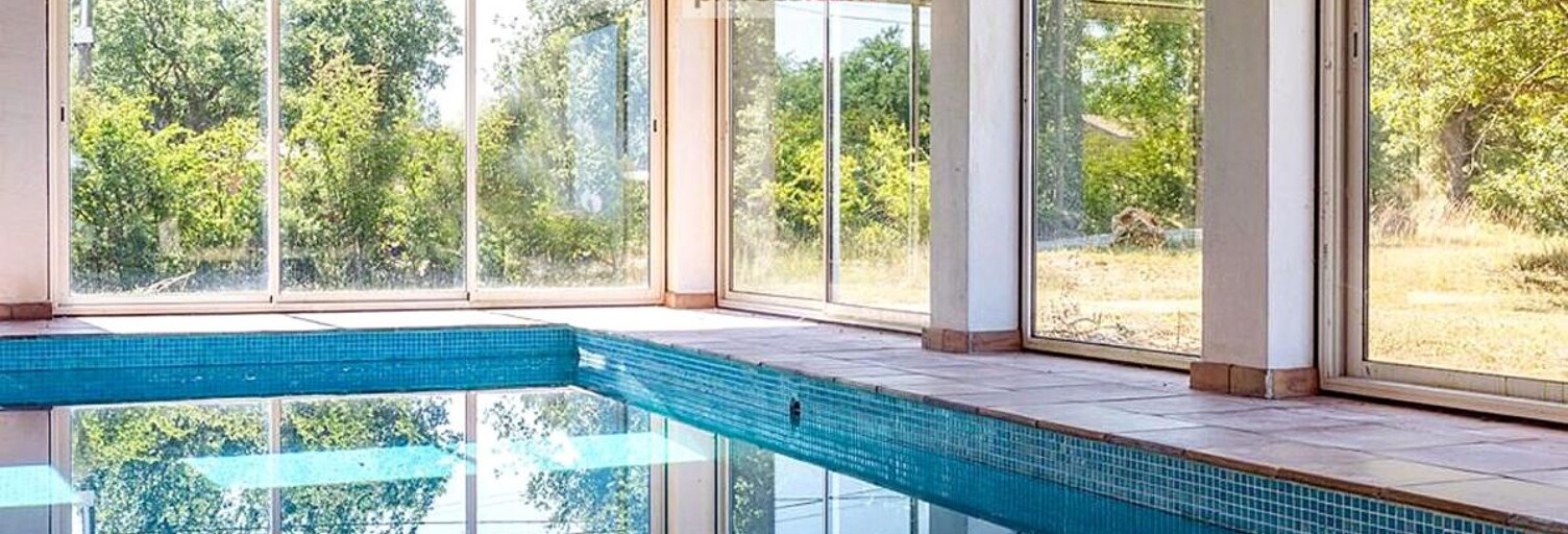 Maison 8 Pièces 200 m² à vendre à La Verdière (83560)