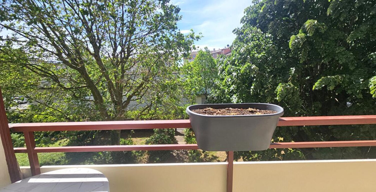 Appartement Decines Charpieu 3 pièce(s) 79.08 m2 — photo 1