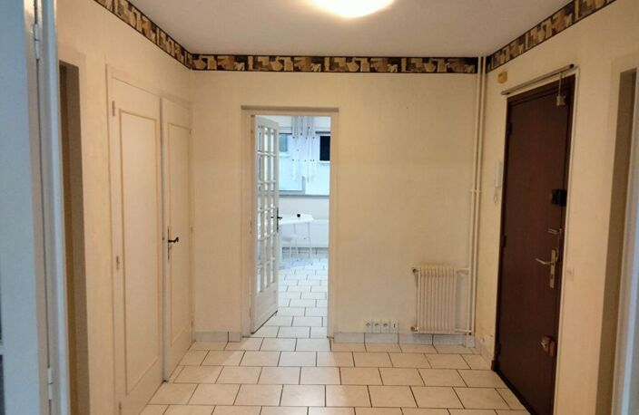 Appartement Lyon 8, 4 pièce(s) 88.20 m2 — photo 3