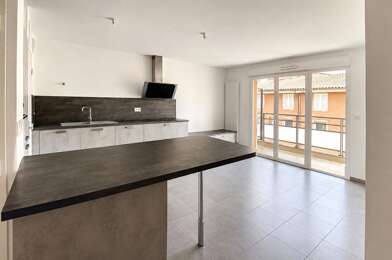 Appartement 3 pièces 180000 €