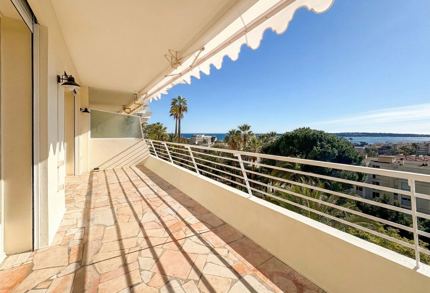Vente appartement   Cannes (06400) — photo 1