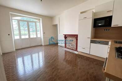 Maison 12 pièces 300000 €