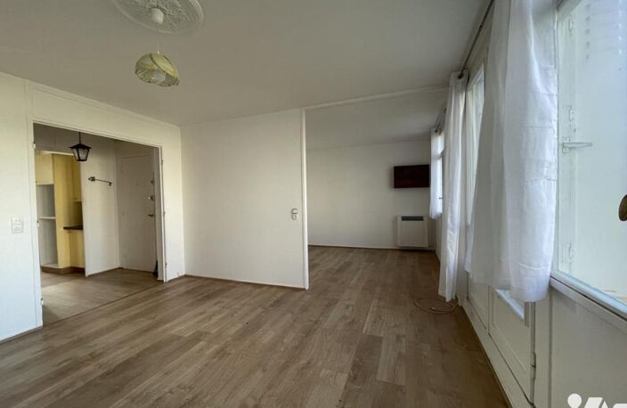 Vente appartement 3 pièces 67 m² Saint-Aubin-lès-Elbeuf (76410) — photo 2