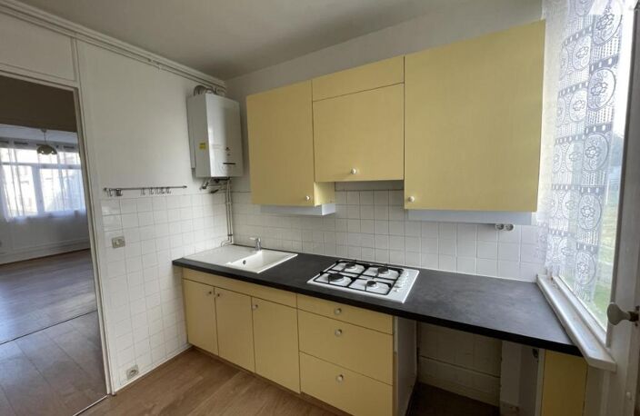 Vente appartement 3 pièces 67 m² Saint-Aubin-lès-Elbeuf (76410) — photo 3